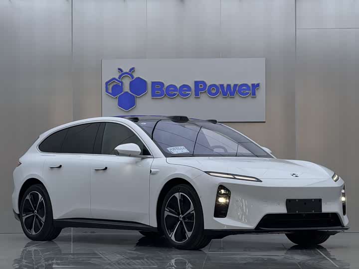 Фото 3 - Nio ET5T