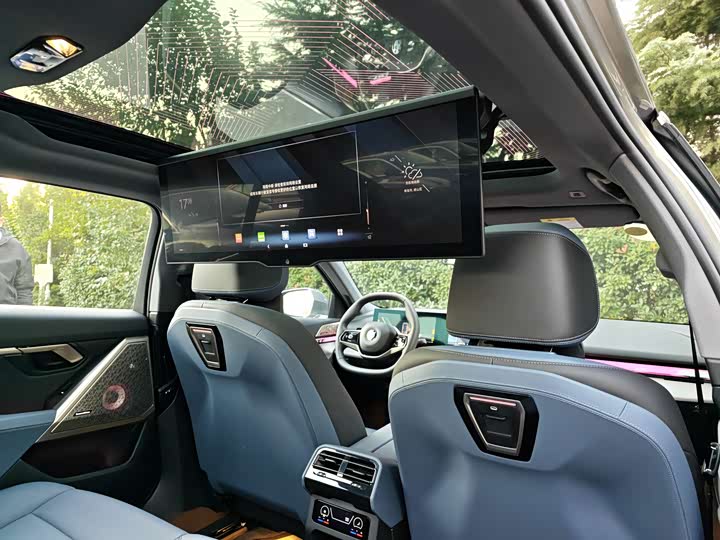 Фото 13 - BMW 5 Series