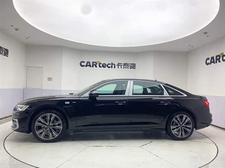 Фото 8 - Audi A6L