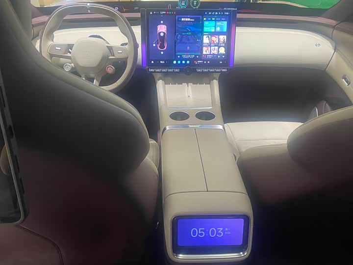 Фото 5 - Xiaomi YU7