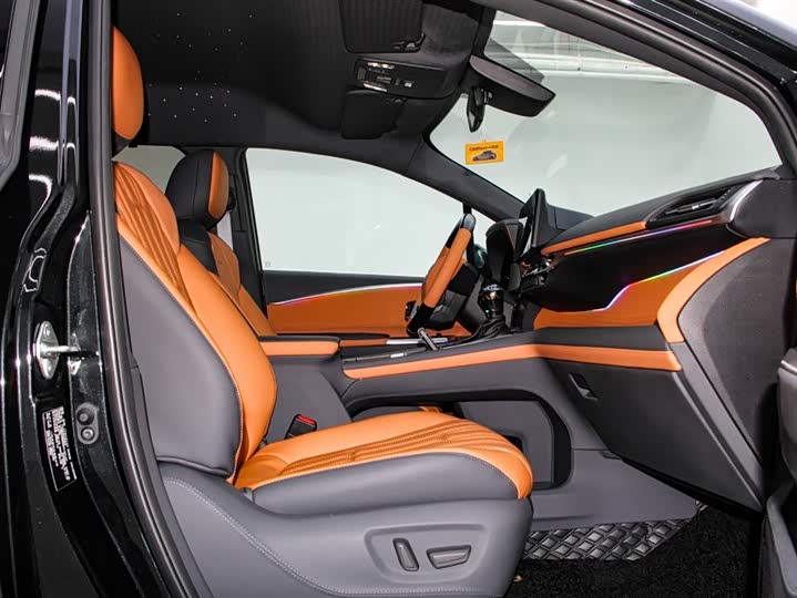 Фото 19 - Toyota Granvia