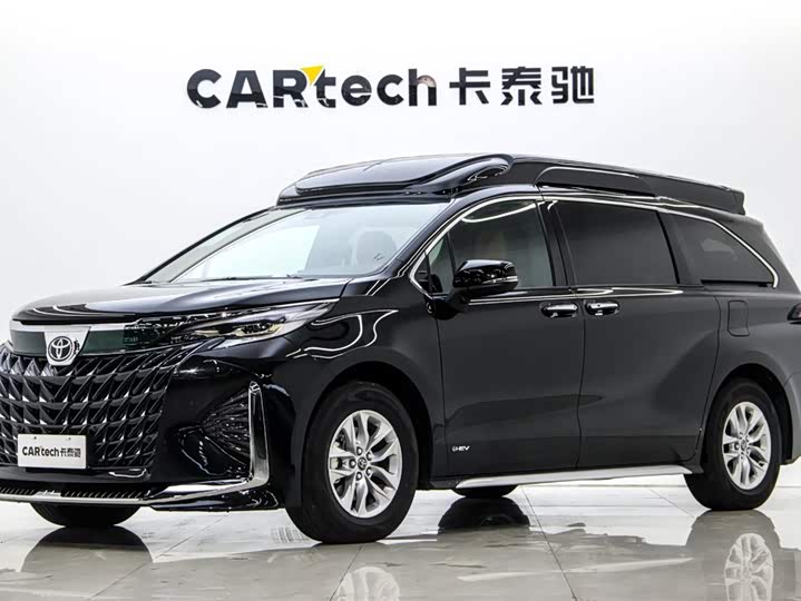 Фото 26 - Toyota Granvia