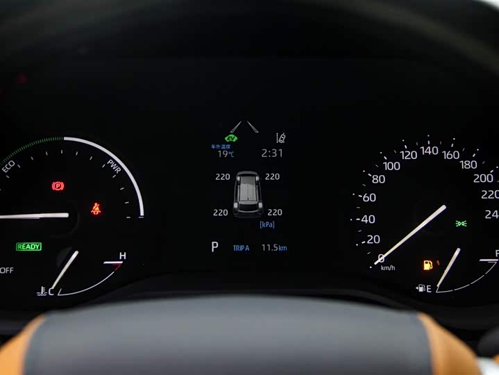 Фото 7 - Toyota Granvia