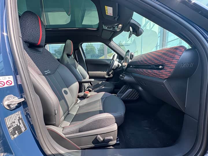 Фото 7 - Mini Aceman