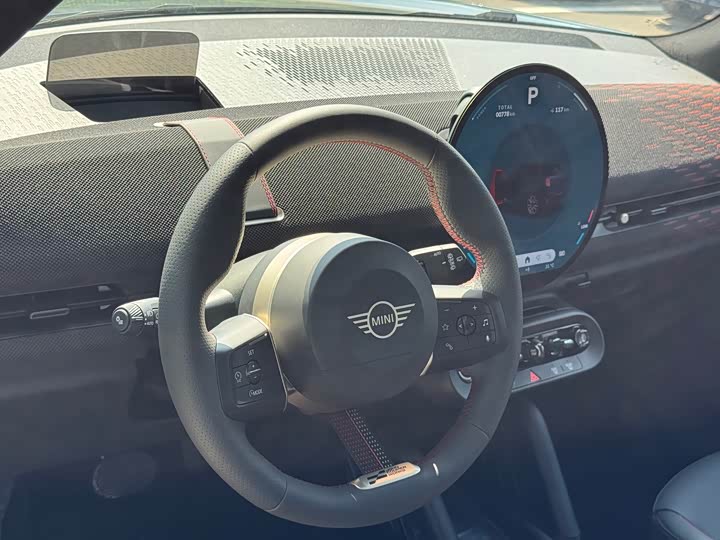 Фото 8 - Mini Aceman