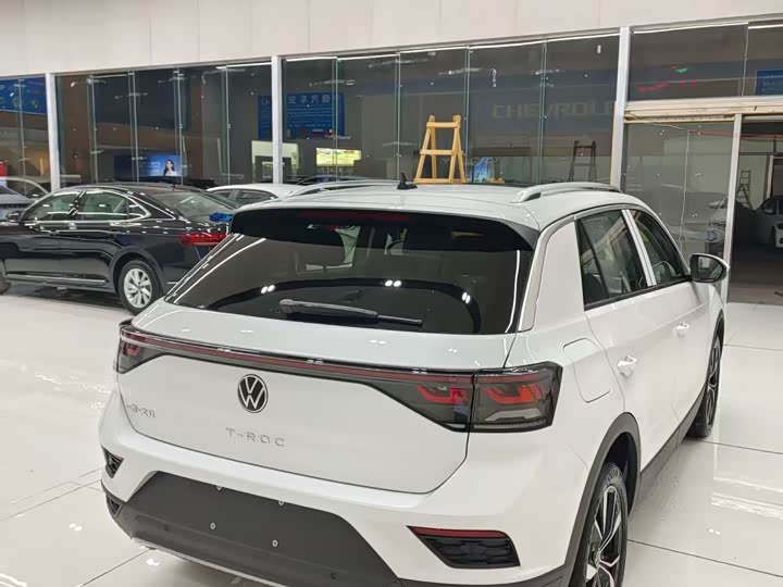 Фото 6 - Volkswagen T-Roc