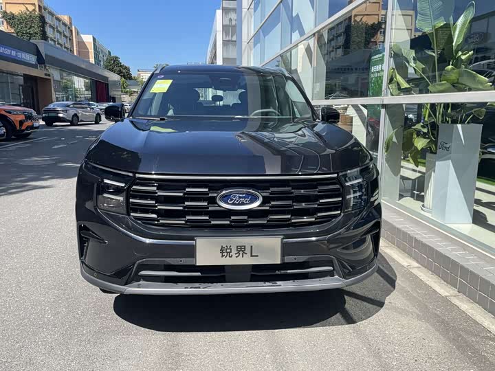 Фото 1 - Ford Edge