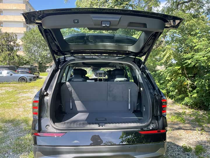 Фото 15 - Ford Edge