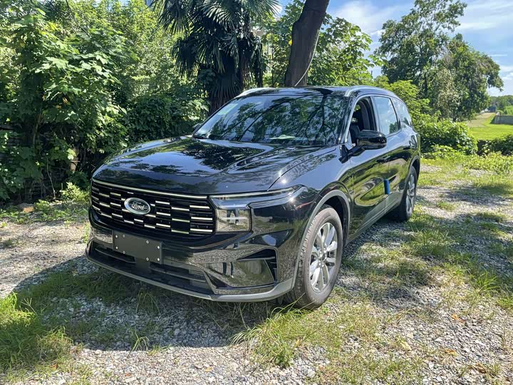 Фото 2 - Ford Edge