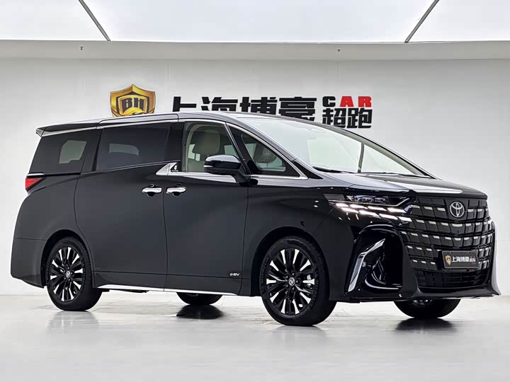 Фото 2 - Toyota Alphard