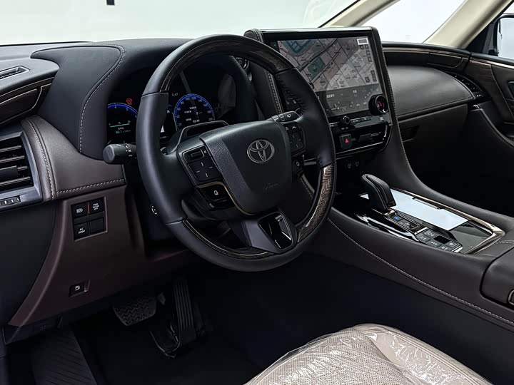 Фото 8 - Toyota Alphard