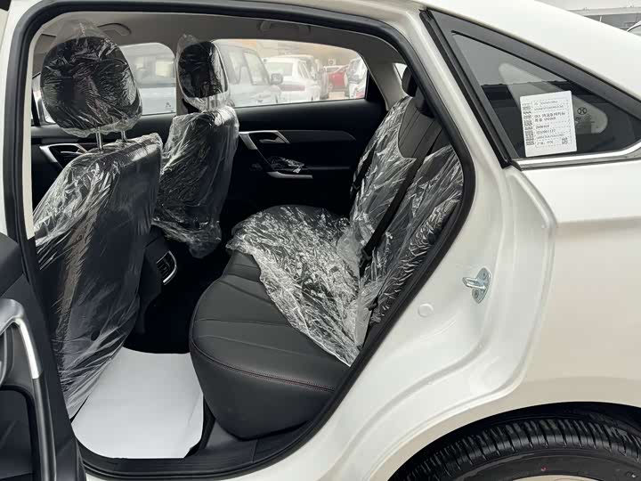 Фото 7 - Beijing EU5