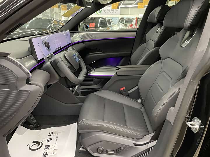 Фото 6 - Geely Jiyue 01