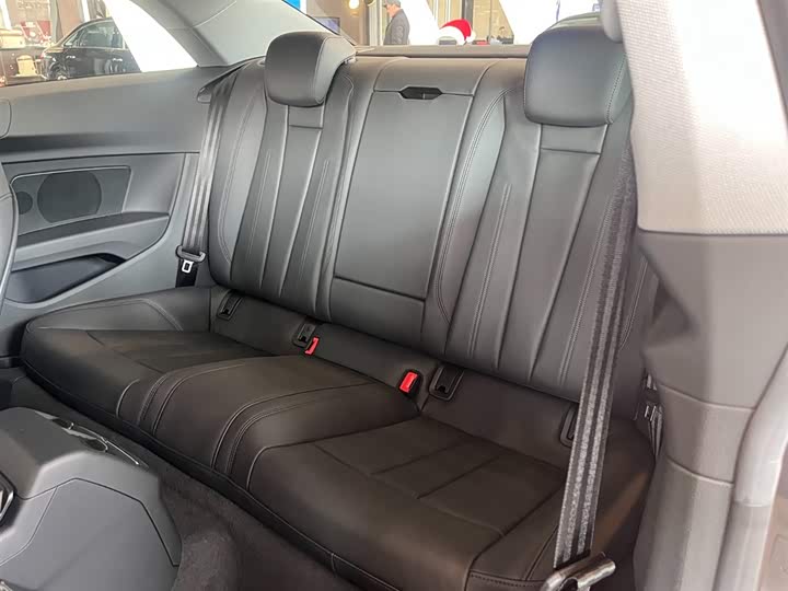 Фото 6 - Audi A5