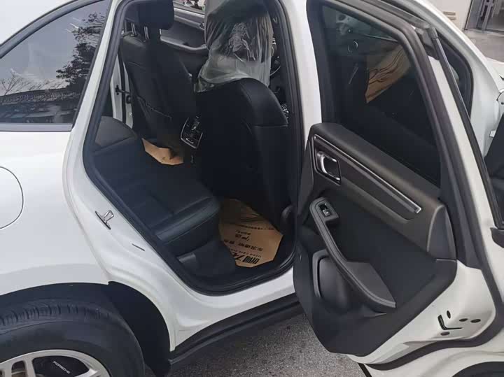 Фото 5 - Porsche Macan