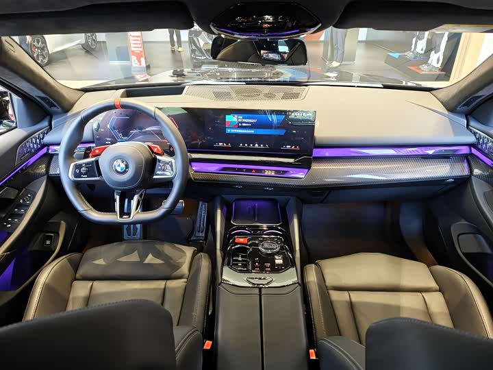 Фото 13 - BMW M5 Hybrid