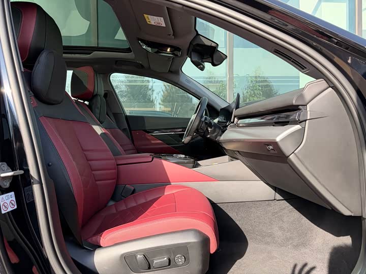 Фото 28 - BMW 5 Series