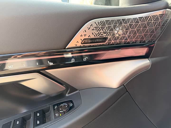 Фото 9 - BMW 5 Series