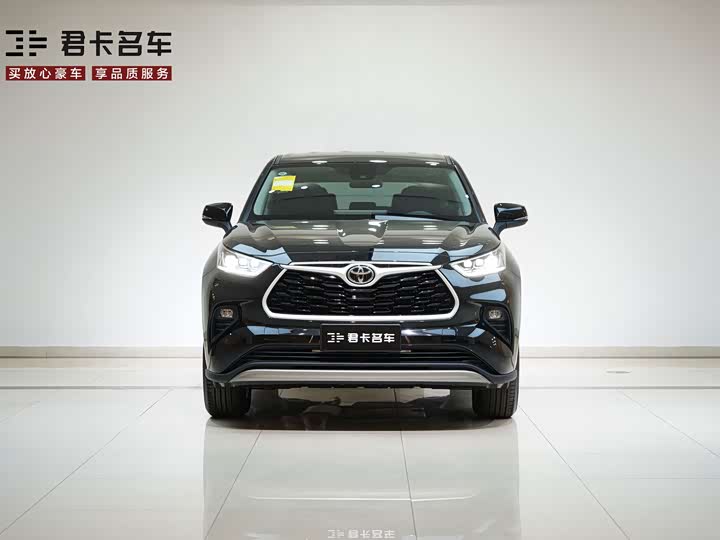 Фото 1 - Toyota Highlander