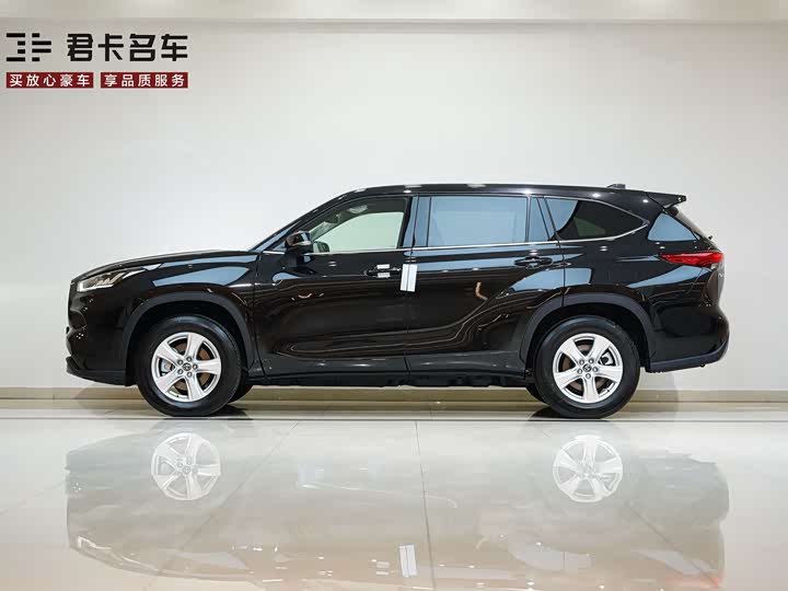 Фото 4 - Toyota Highlander