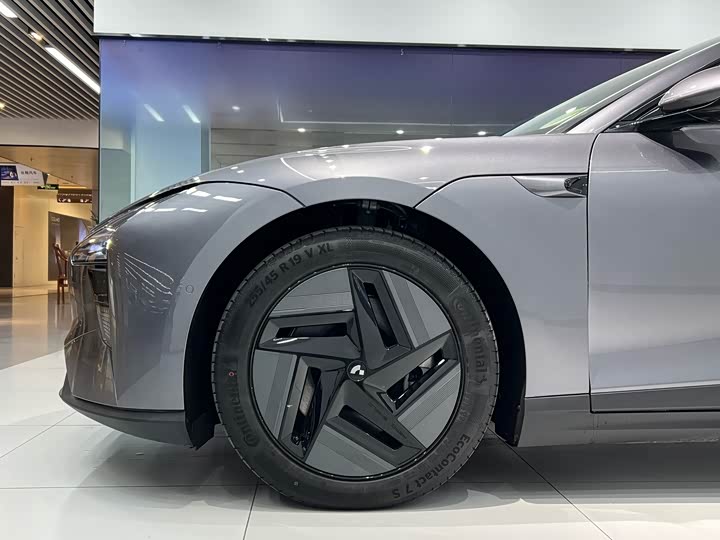 Фото 4 - Geely Jiyue 07