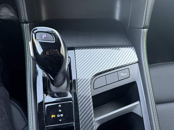 Фото 9 - MG Motor 6