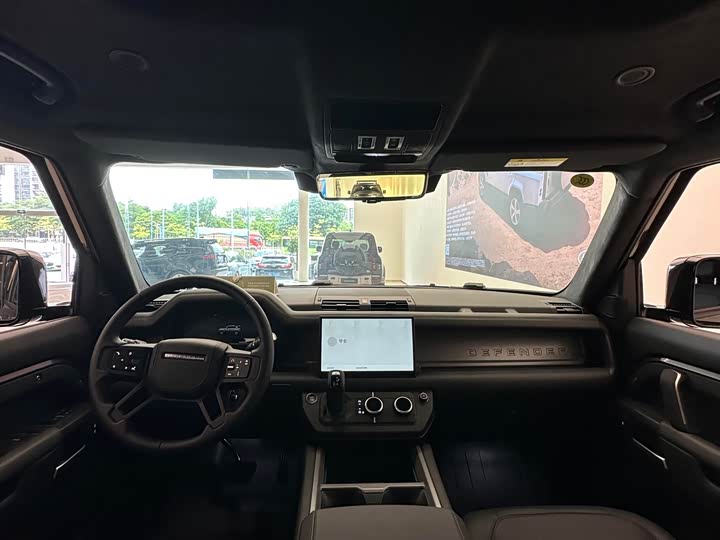 Фото 7 - Land Rover Defender