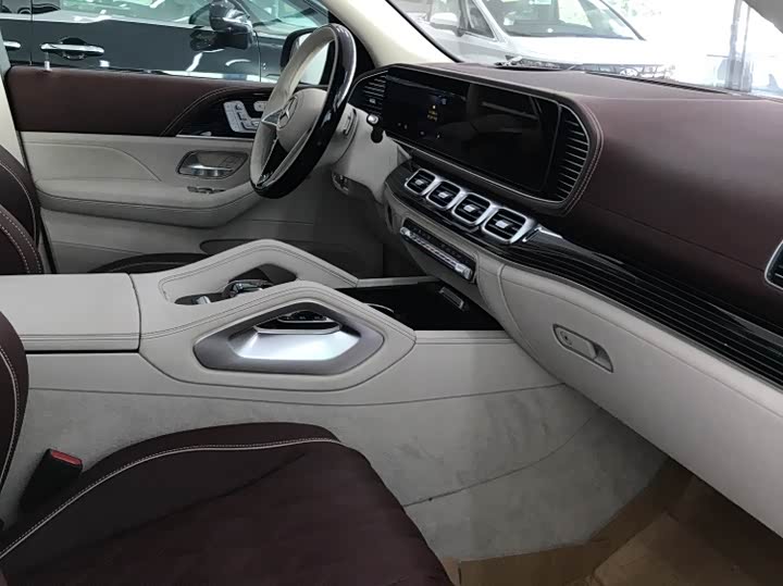 Фото 5 - Mercedes-Benz Maybach GLS