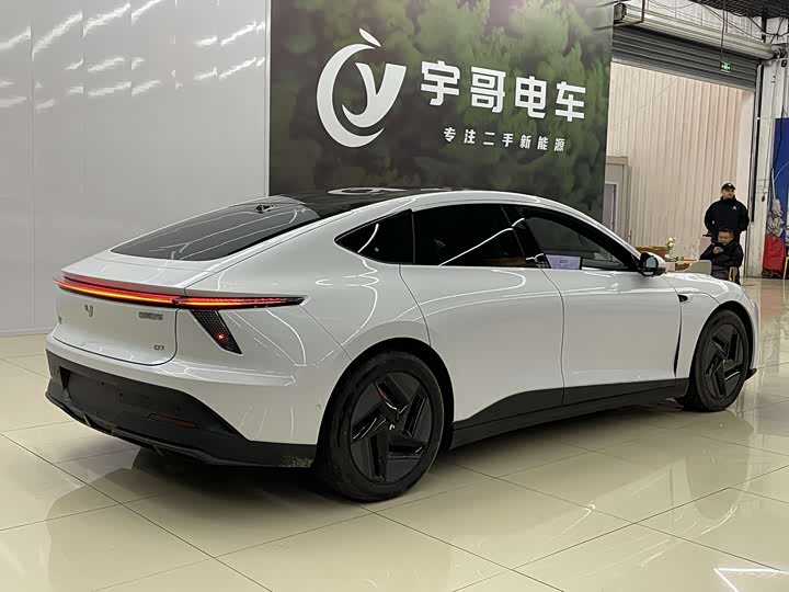 Фото 5 - Geely Jiyue 07