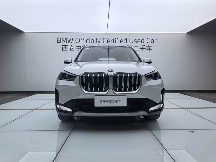 Фото 2 - BMW X1