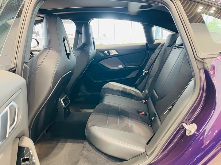 Фото 8 - BMW 2 Series