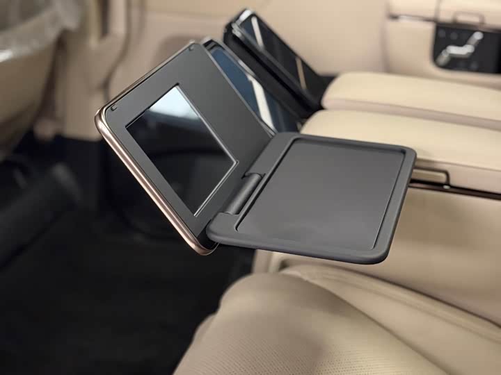 Photo 7 - Toyota Vellfire