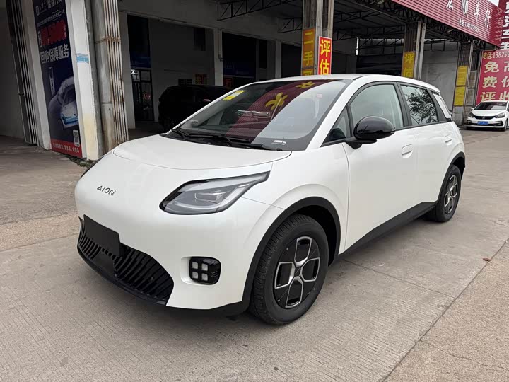 Фото 1 - GAC Aion UT