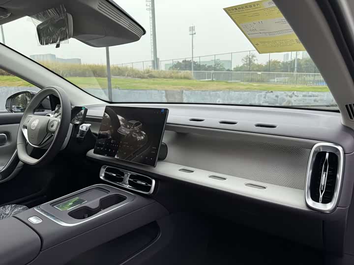 Фото 13 - Leapmotor B01