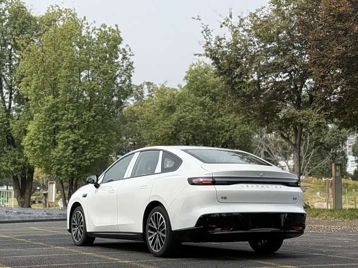 Фото 4 - Leapmotor B01