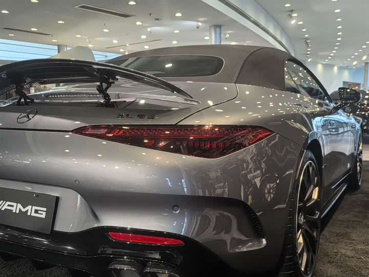 Фото 11 - Mercedes-Benz SL-Class AMG