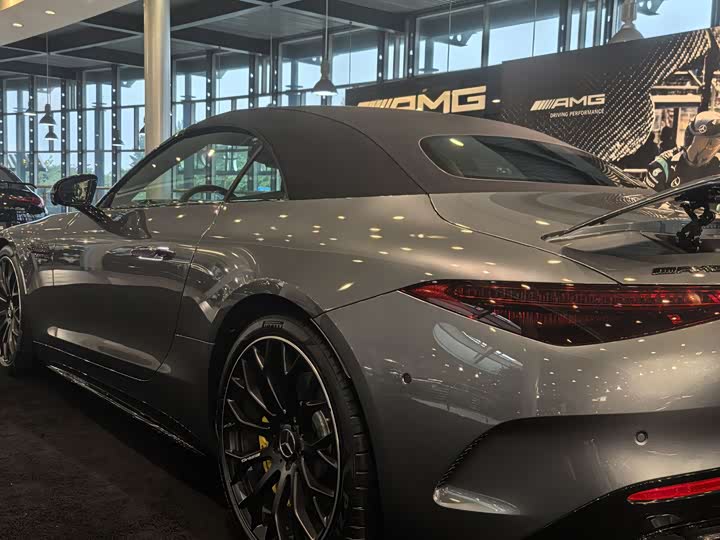 Фото 9 - Mercedes-Benz SL-Class AMG