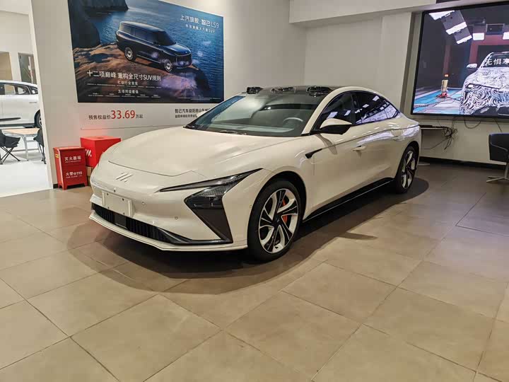 Фото 1 - IM motors L7