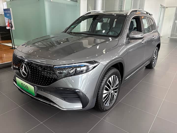 Фото 1 - Mercedes-Benz EQB