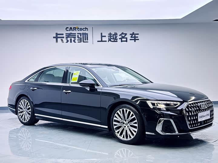Фото 3 - Audi A8