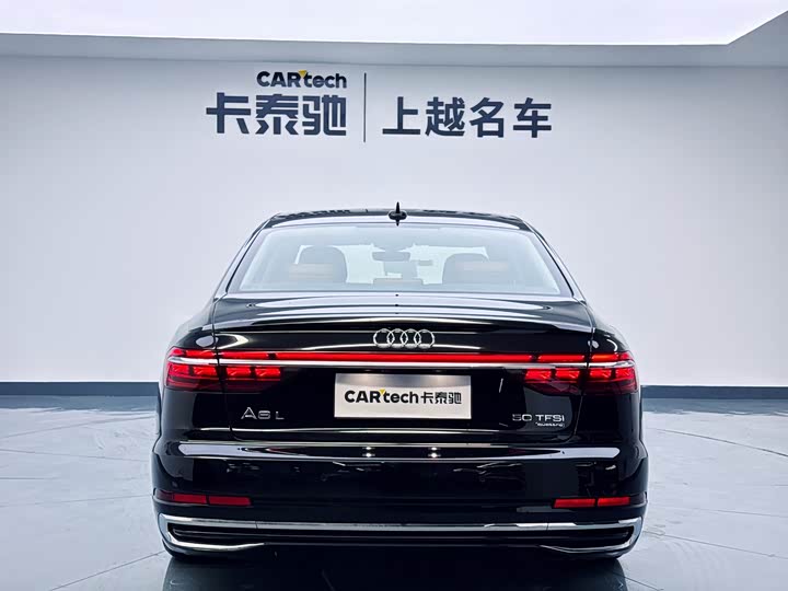 Фото 6 - Audi A8