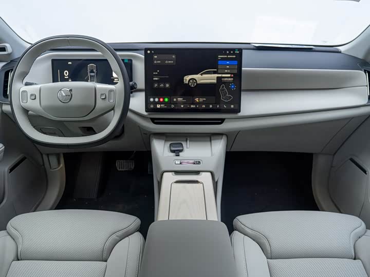 Фото 15 - Volvo XC70 Hybrid