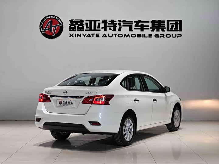 Фото 4 - Nissan Sylphy