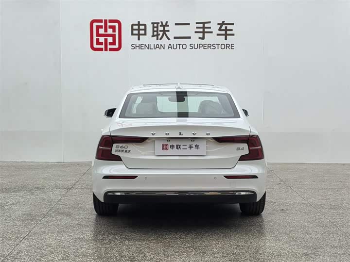 Фото 3 - Volvo S60