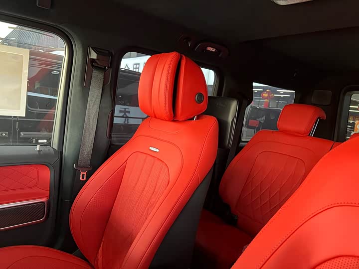 Фото 18 - Mercedes-Benz G-Class AMG