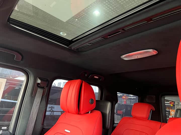 Фото 19 - Mercedes-Benz G-Class AMG