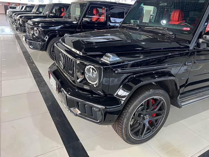 Фото 2 - Mercedes-Benz G-Class AMG