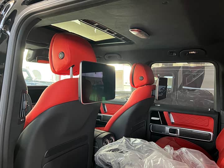 Фото 23 - Mercedes-Benz G-Class AMG