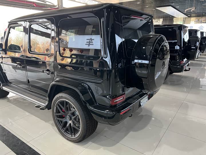 Фото 26 - Mercedes-Benz G-Class AMG