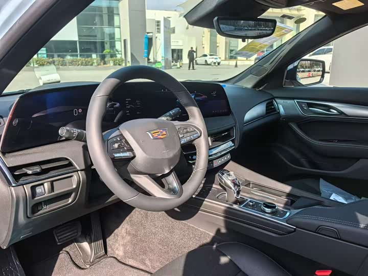 Фото 4 - Cadillac CT5